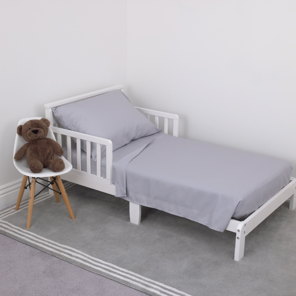 Grey 3 Piece Toddler Sheet Set by NoJo